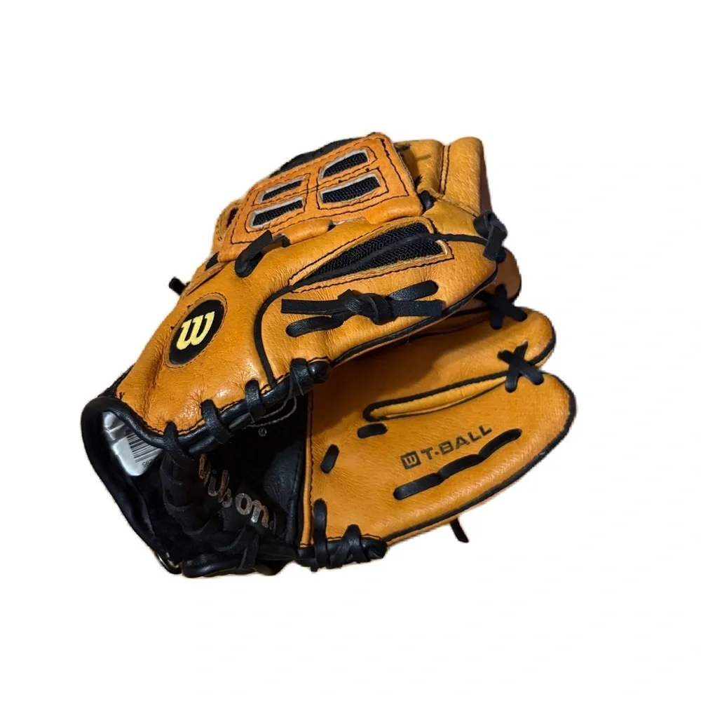 Wilson Youth T-Ball Glove Tan Black EZ Catch 8 1/2”